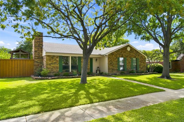 911 Rolling Brook Lane, Coppell, TX 75019