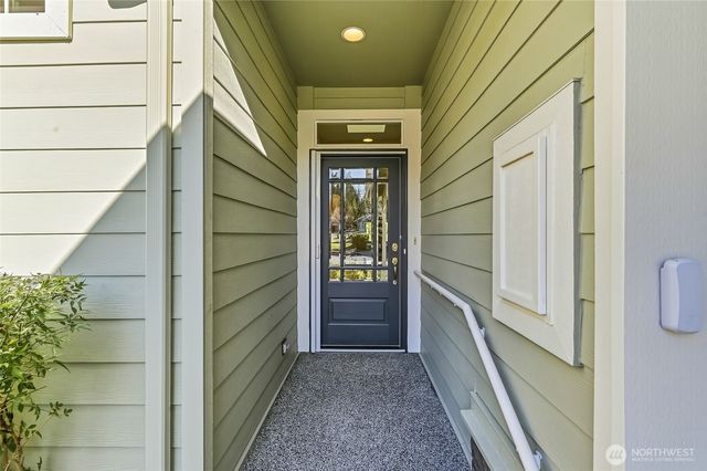 22818 NE 132nd Place, Redmond, WA 98053