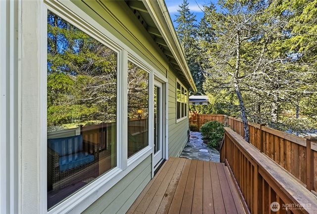 22818 NE 132nd Place, Redmond, WA 98053