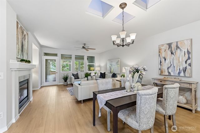 22818 NE 132nd Place, Redmond, WA 98053