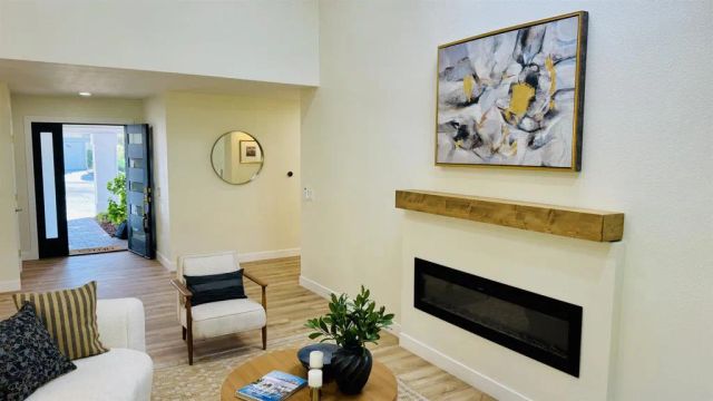 17523 Plaza Marlena, San Diego, CA 92128