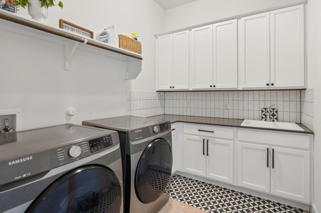 8416 Apogee BLVD, Austin, TX 78744