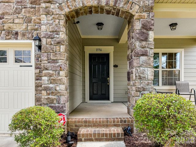 1556 Spring Blossom Trail, Fort Mill, SC 29708
