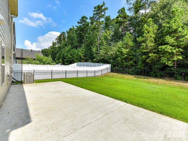 1556 Spring Blossom Trail, Fort Mill, SC 29708