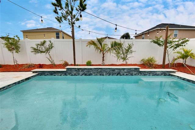 14525 SCOTTBURGH GLEN DRIVE, Wimauma, FL 33598
