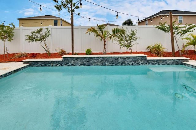 14525 SCOTTBURGH GLEN DRIVE, Wimauma, FL 33598