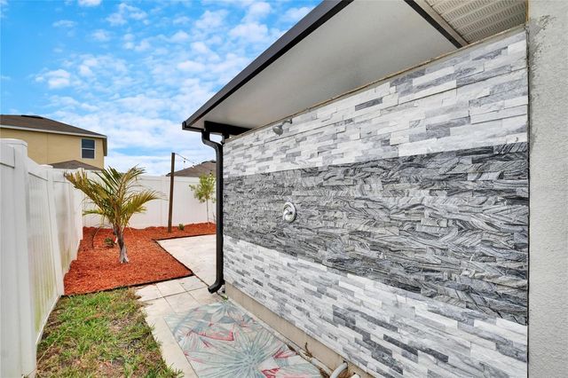 14525 SCOTTBURGH GLEN DRIVE, Wimauma, FL 33598