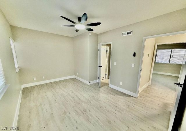 2631 Aracatuba Avenue, Las Vegas, NV 89121