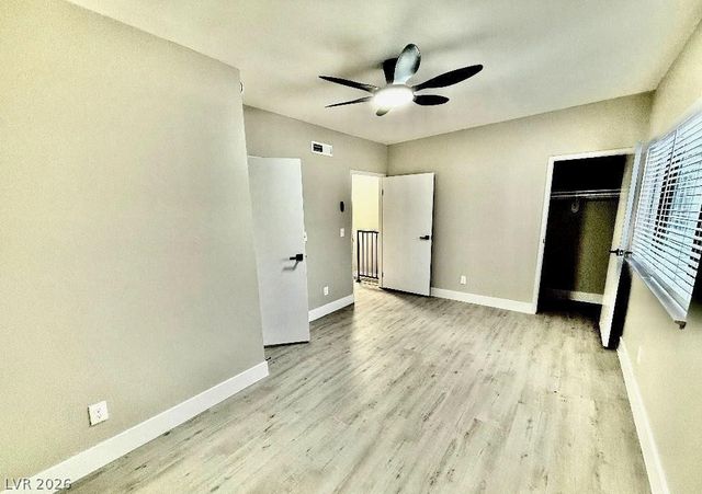 2631 Aracatuba Avenue, Las Vegas, NV 89121