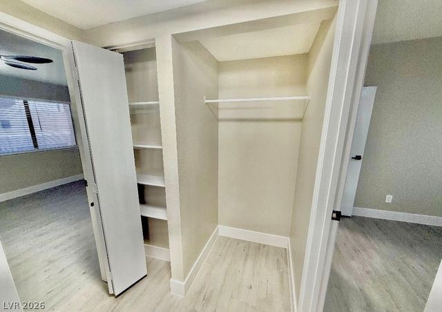 2631 Aracatuba Avenue, Las Vegas, NV 89121
