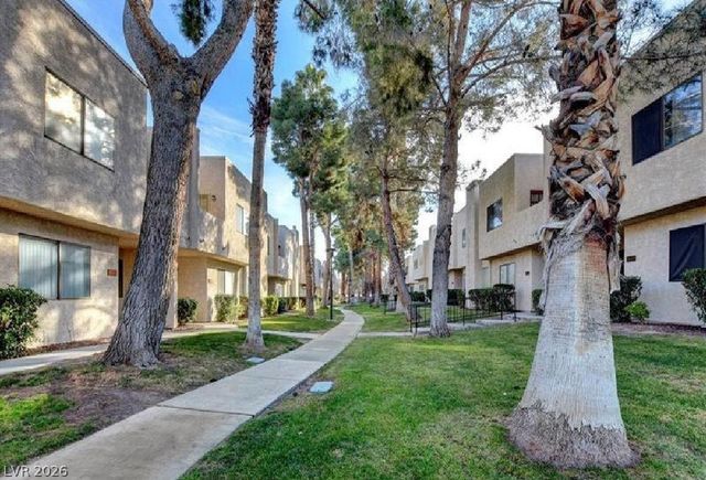 2631 Aracatuba Avenue, Las Vegas, NV 89121