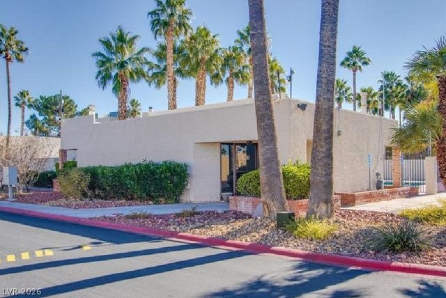 2631 Aracatuba Avenue, Las Vegas, NV 89121