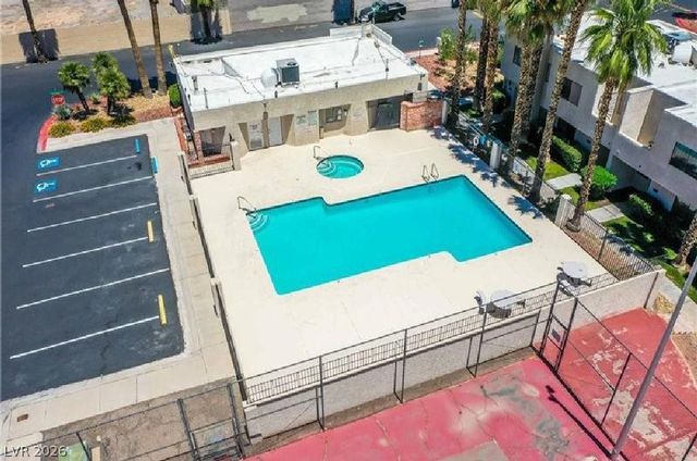 2631 Aracatuba Avenue, Las Vegas, NV 89121