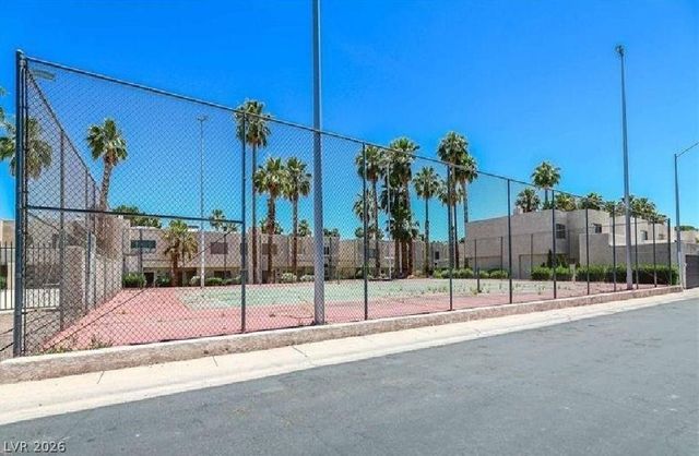 2631 Aracatuba Avenue, Las Vegas, NV 89121