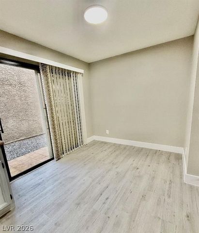 2631 Aracatuba Avenue, Las Vegas, NV 89121