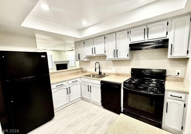 2631 Aracatuba Avenue, Las Vegas, NV 89121