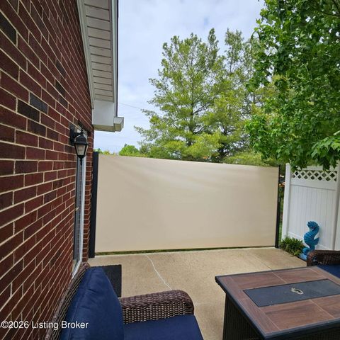 10531 Clyde Moore Blvd, Louisville, KY 40291