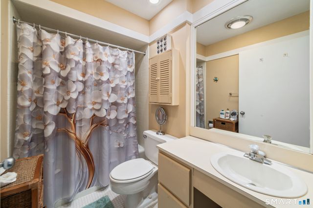 519 Heritage Village D, Southbury, CT 06488