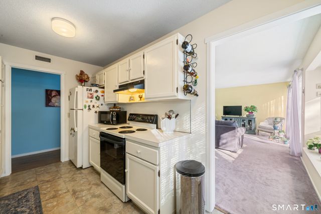 519 Heritage Village D, Southbury, CT 06488