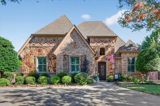 3208 Glade Pointe Court, Hurst, TX 76054