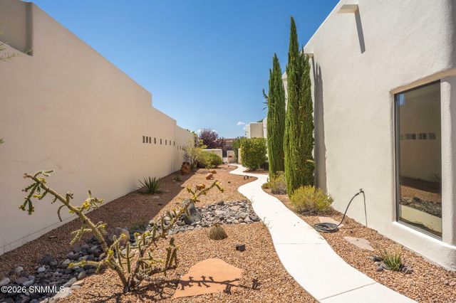 4479 Nambe Arc, Las Cruces, NM 88011