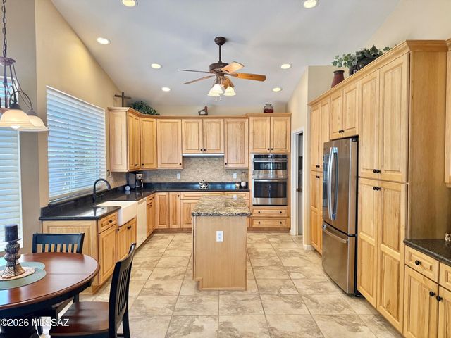 1362 N Boyce Avenue, Green Valley, AZ 85614