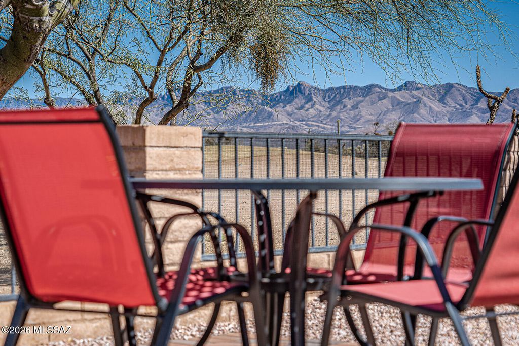 1362 N Boyce Avenue, Green Valley, AZ 85614