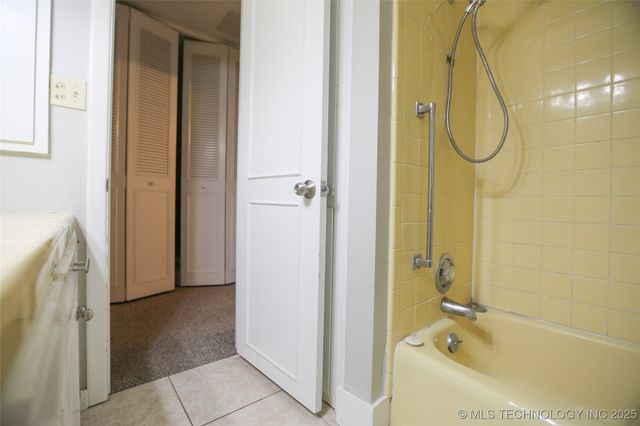 5518 E 46th Street 5518, Tulsa, OK 74135