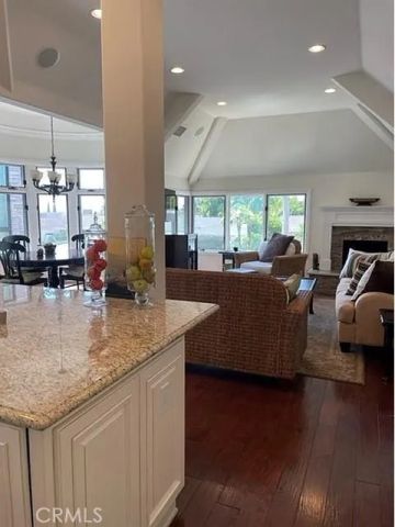 504 Avocado Avenue, Corona Del Mar, CA 92625