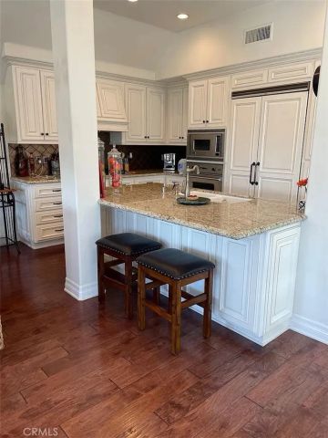 504 Avocado Avenue, Corona Del Mar, CA 92625