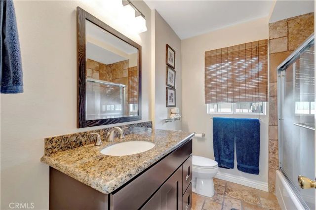 2916 Charlemagne Avenue, Long Beach, CA 90815