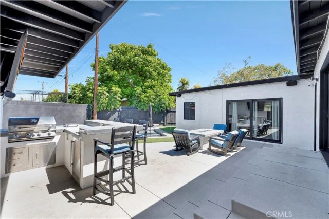 2916 Charlemagne Avenue, Long Beach, CA 90815