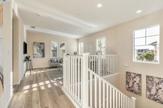 5801 Flora Cmn, Livermore, CA 94551