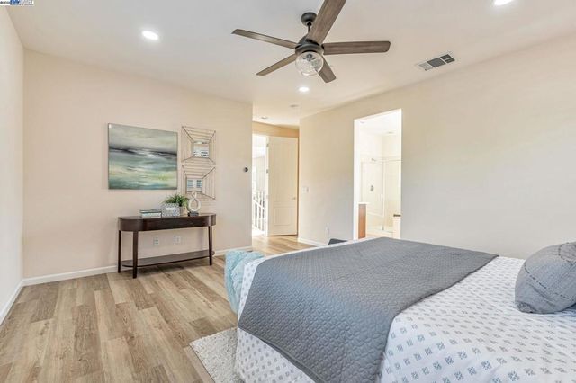 5801 Flora Cmn, Livermore, CA 94551