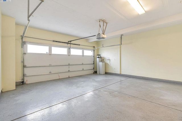 5801 Flora Cmn, Livermore, CA 94551