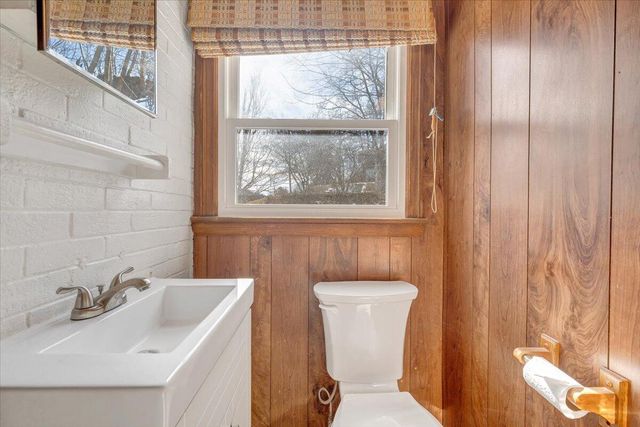 5105 Lee Hwy, Troutville, VA 24175