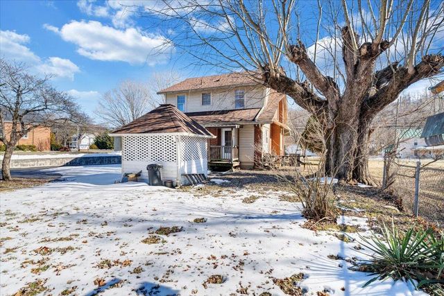 5105 Lee Hwy, Troutville, VA 24175