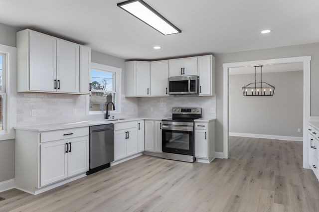 7316 Midfield Drive, Chattanooga, TN 37421