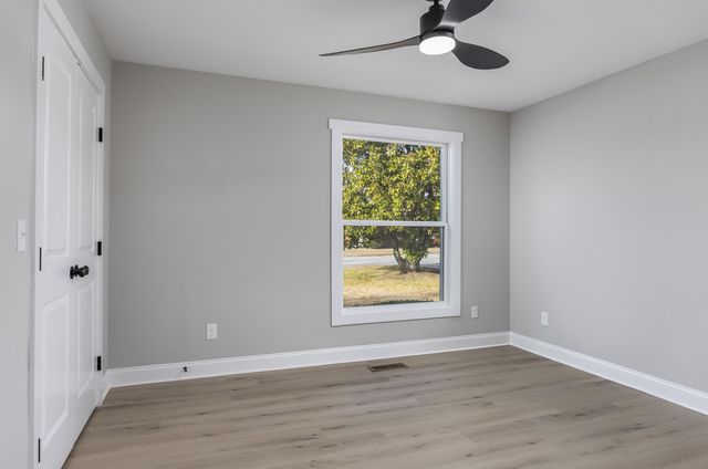 7316 Midfield Drive, Chattanooga, TN 37421