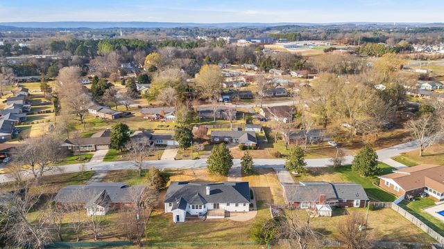 7316 Midfield Drive, Chattanooga, TN 37421