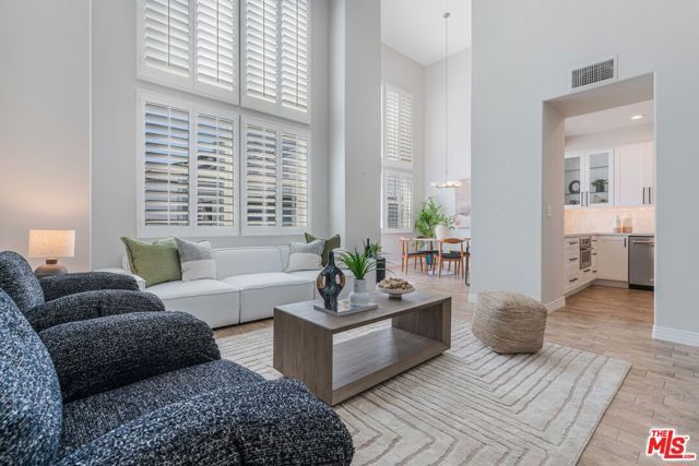 7100 Playa Vista Drive 406, Los Angeles, CA 90094