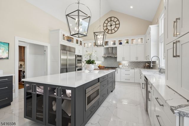 55 DEER RUN, Watchung Boro, NJ 07069