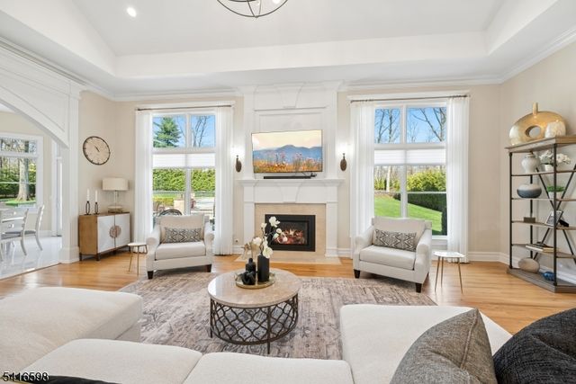 55 DEER RUN, Watchung Boro, NJ 07069