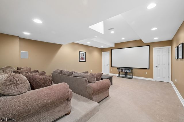 55 DEER RUN, Watchung Boro, NJ 07069