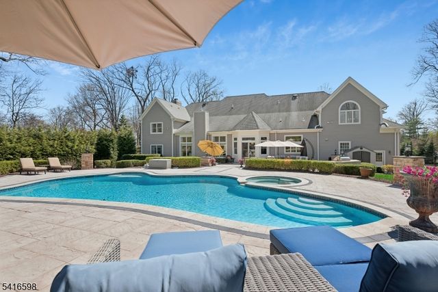 55 DEER RUN, Watchung Boro, NJ 07069