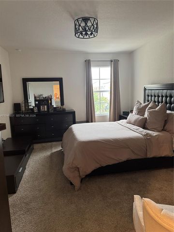 531 NE 6th Place, Florida City, FL 33034
