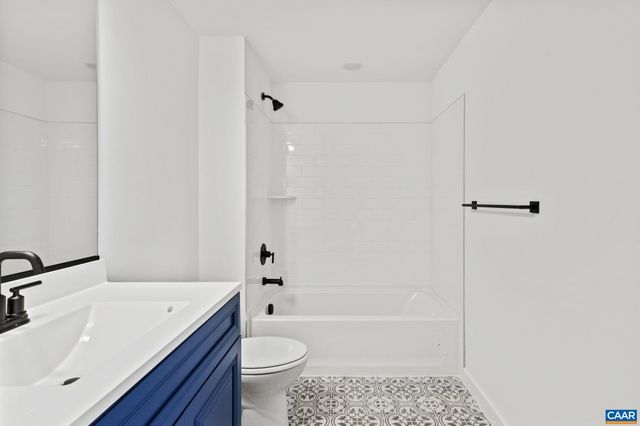 6366 LOUISA RD, Keswick, VA 22947