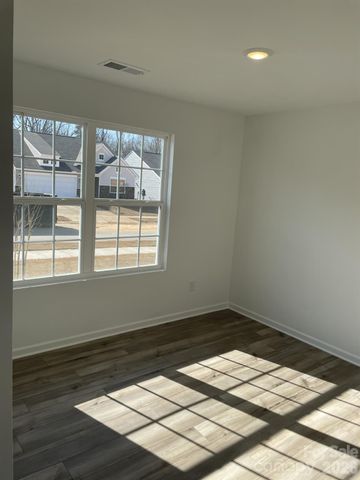 258 W 18th Street, Kannapolis, NC 28081