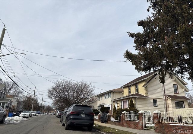 218-41 140th Avenue, Springfield Gardens, NY 11413