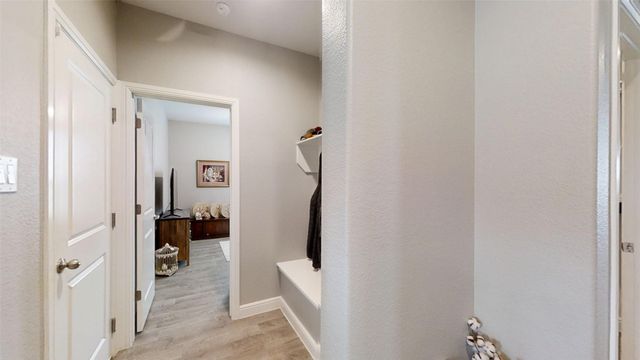 1624 Omaha Drive, Granbury, TX 76049